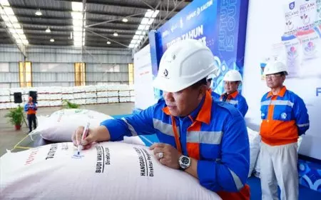 Gelar Pengantongan Pupuk Terakhir 2023, Pupuk Kaltim Fokus Jaga Ketahanan Pangan Nasional