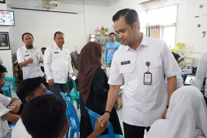 Perekaman e&#45;KTP di Sekolah, Pemilih Pemula di Kota Gorontalo Disasar