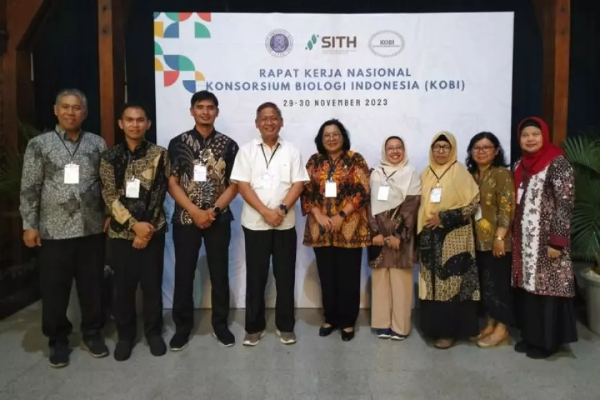 Peran Aktif Prodi Biologi FMIPA Unisma Malang Rada Rakernas KOBI 2023 di ITB Mewarnai Kepedulian Biodiversitas di Indonesia