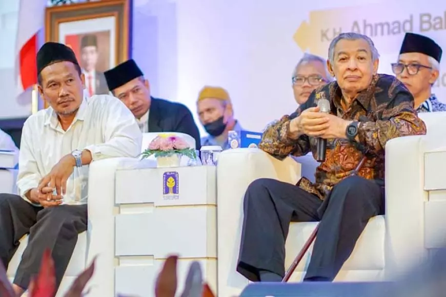 Quraish Shihab Sebut Gus Baha Pewaris Syekh Nawawi al&#45;Bantani