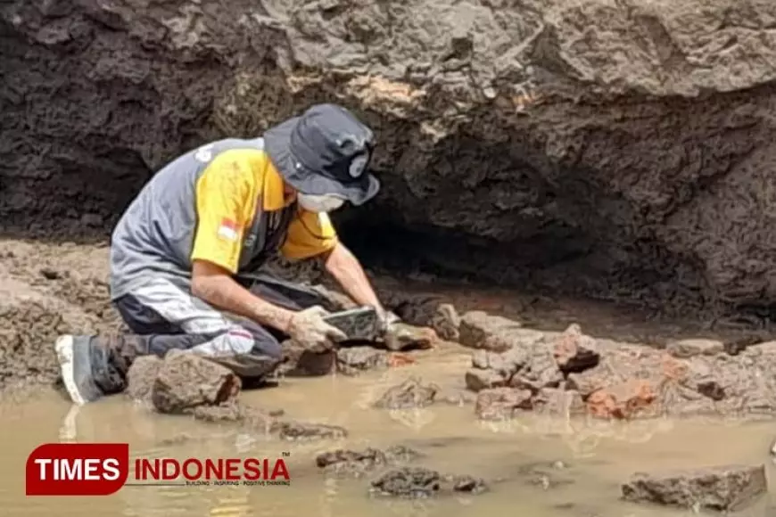 Arkeolog Terus Observasi Penemuan Ribuan Batu Bata Kuno di Banyuwangi