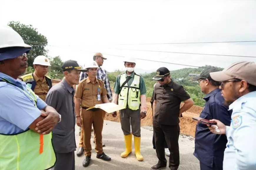 Amir Tosina Anggap Kontraktor Tak Serius Tangani Longsor di Soekarno Hatta 