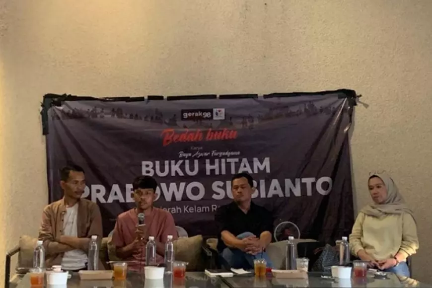 Aktivis Mahasiswa, Akademisi dan Aktivis 98 Gelar Bedah Buku Hitam Prabowo di Bandung Provinsi Jawa Barat