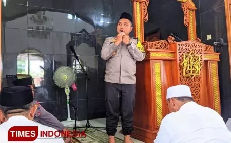 Jumat Keliling, Polres Pacitan Beri Pesan Kamtibmas Jemaah di Masjid