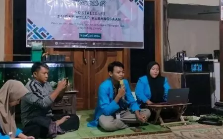 Mahasiswa UNIPMA Sosialisasi NKRI Empat Pilar Kebangsaan dengan Karang Taruna Wonokerto, Ngawi