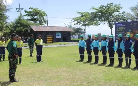 PT Bumi Suksesindo Berhasil Cetak 10 Gadis Operator Alat Berat di Banyuwangi