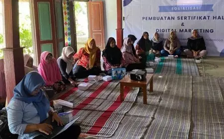 KKN-T UNIPMA Dampingi Sertifikasi Halal dan Digital Marketing UMKM di Dadapan, Ponorogo