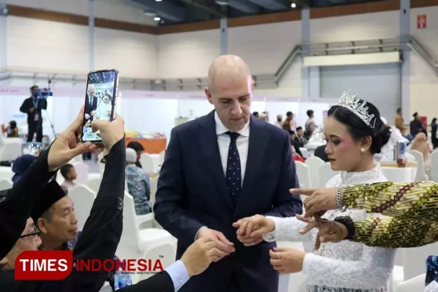 Menarik, Pria Italia Ikutan Nikah Massal Ditjen Bimas IsIam Kemenag di DevX JCC