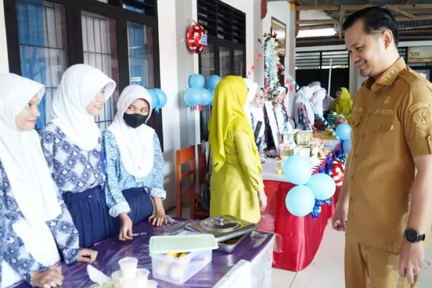 Wakil Wali Kota Gorontalo Dorong Sekolah Negeri Terus Tingkatkan Kualitas