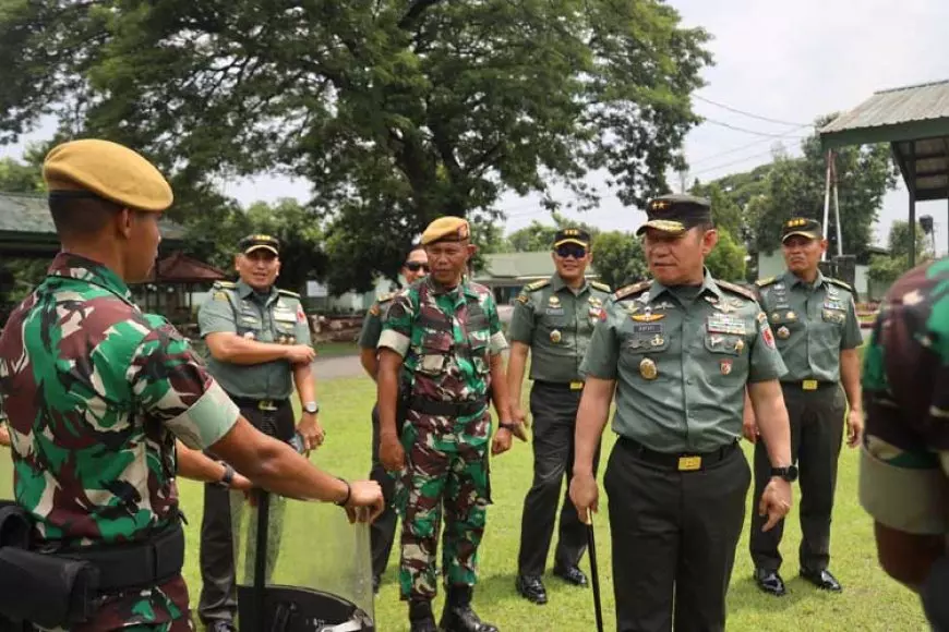 Pangdam Mayjen TNI Rafael Granada Baay Ingatkan Prajurit untuk Bijak dalam Penggunaan Medsos