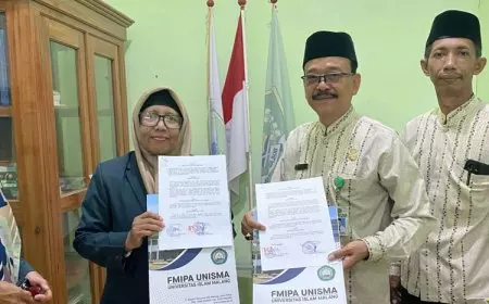 Fakultas MIPA Unisma Malang Membersamai MAN 3 Blitar Dalam Penerapan Hasil Riset Biologi