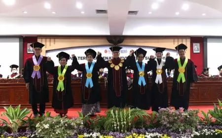 Rektor Ubaya Kembali Kukuhkan Enam Profesor Baru