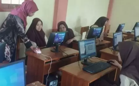 Workshop Pembuatan Blog di SMK An-Nur Al Munir: Inspirasi bagi Guru dan Siswa