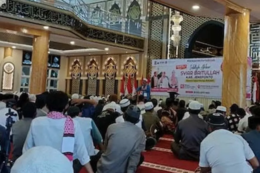 Tabliq Akbar MHU, Ust Solmed Ajak Masyarakat Jeneponto Pasang Niat untuk Ibadah Umrah dan Haji