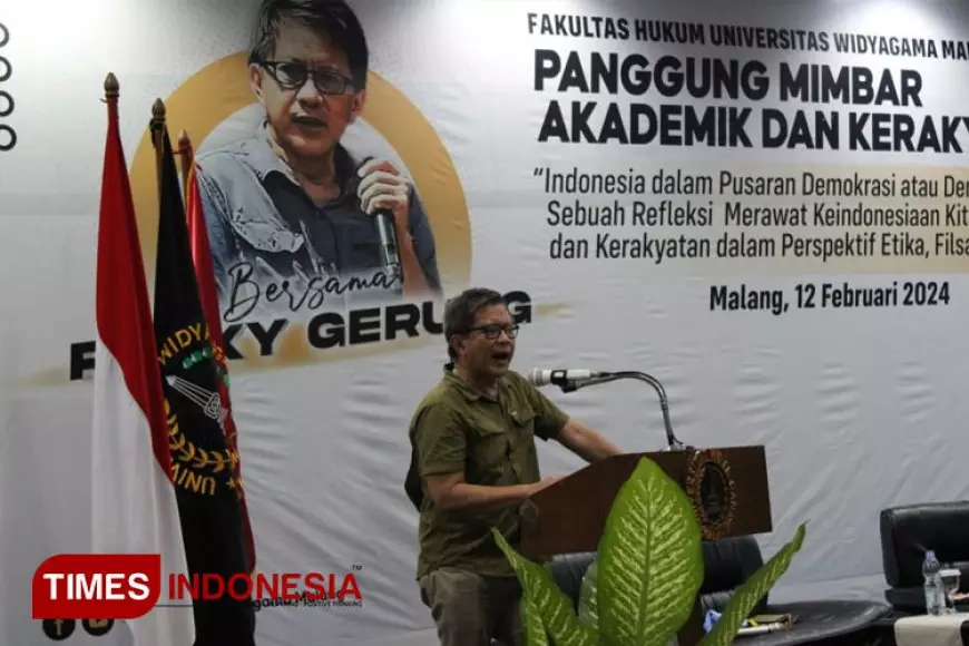 Panggung Mimbar Akademik UWG Malang: Diskusi Sengit Demokrasi Bersama Rocky Gerung