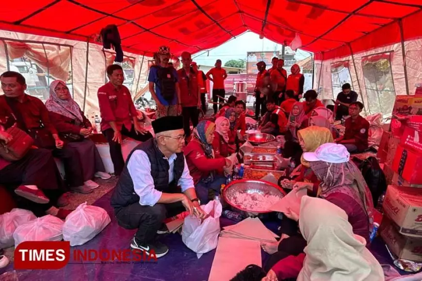 Anggota DPR RI Maman Imanulhaq Beri Bantuan untuk Korban Bencana Banjir di Majalengka