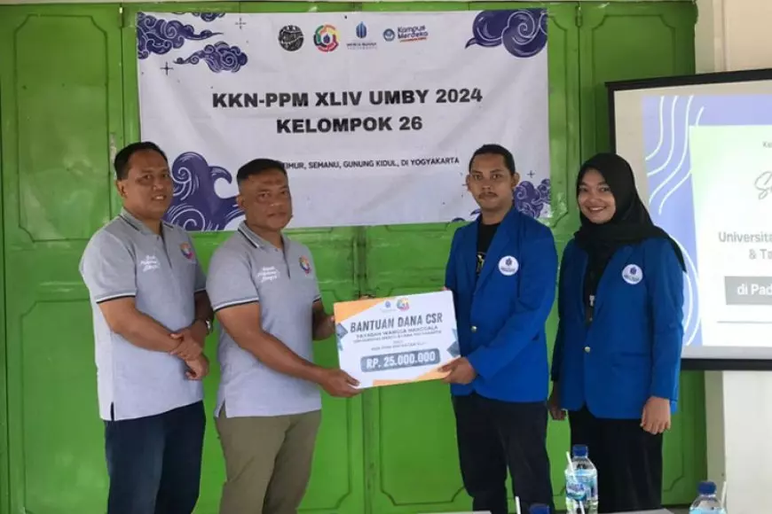 Rektor UMBY Tinjau Mahasiswa KKN dan Berikan Bantuan