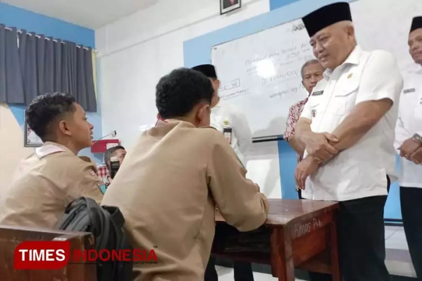 Bupati Malang Sidak Kelas Digital SMPN 4 Kepanjen