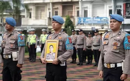 Pimpin Upacara Kenaikan Pangkat dan PTDH, Ini Amanat Kapolres Tasikmalaya Kota