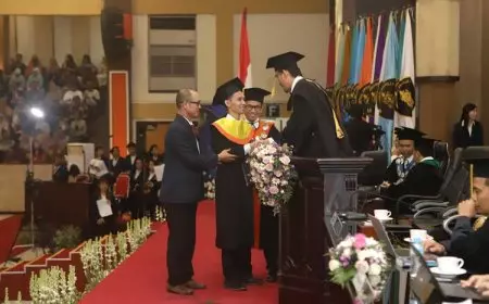 Bangga, 5 Mahasiswa Difabel Buta Hingga Tuli Diwisuda UB, 4 Berpredikat Cum Laude