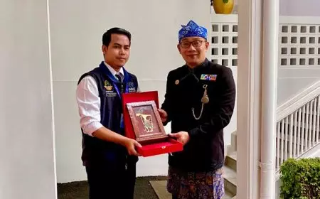 Mantan Ajudan Ridwan Kamil Wisuda di UB, Lulus dengan IPK 3.93