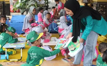 KSM-E Unisma Malang Melatih Kreatifitas Anak-anak Melalui Lomba Mewarnai