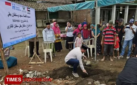 Puguh Wiji Pamungkas Letakkan Batu Pertama Pembangunan Mushola di Wajak