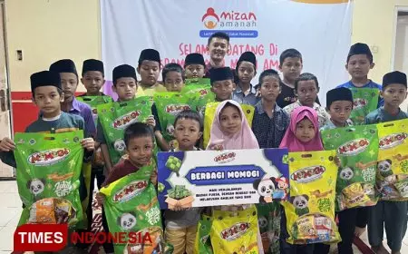 Ajarkan Kebaikan, Momogi Ajarkan Anak-Anak Berbagi di Bulan Ramadan