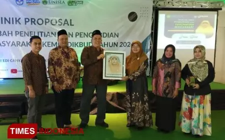 Litbang Pemas Unisla Gelar Coaching Clinic Proposal Hibah Penelitian dan Pengabdian Dikti 2024