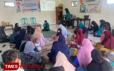 Penyuluhan KSM-E Unisma Malang Pentingnya Peranan Orang Tua Terhadap Anak di Era Generasi Milenial