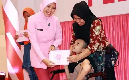 Bagikan Ratusan Paket Sembako, Cara Bhayangkari Cabang Pacitan Peringati HUT ke-44