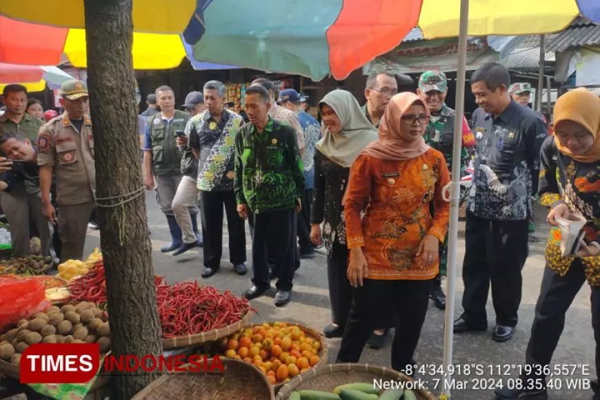 Operasi Pasar Murah Jelang Ramadan, Bupati Blitar: Beras dan Minyak Goreng  Harga Terjangkau