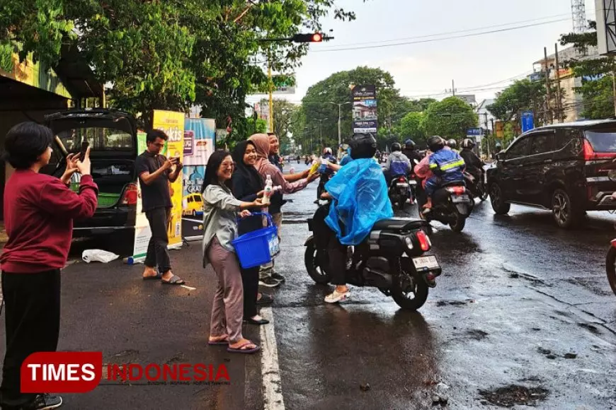 Koperasi Produsen Agro Niaga Jabung (KAN Jabung) bagi Takjil Gratis