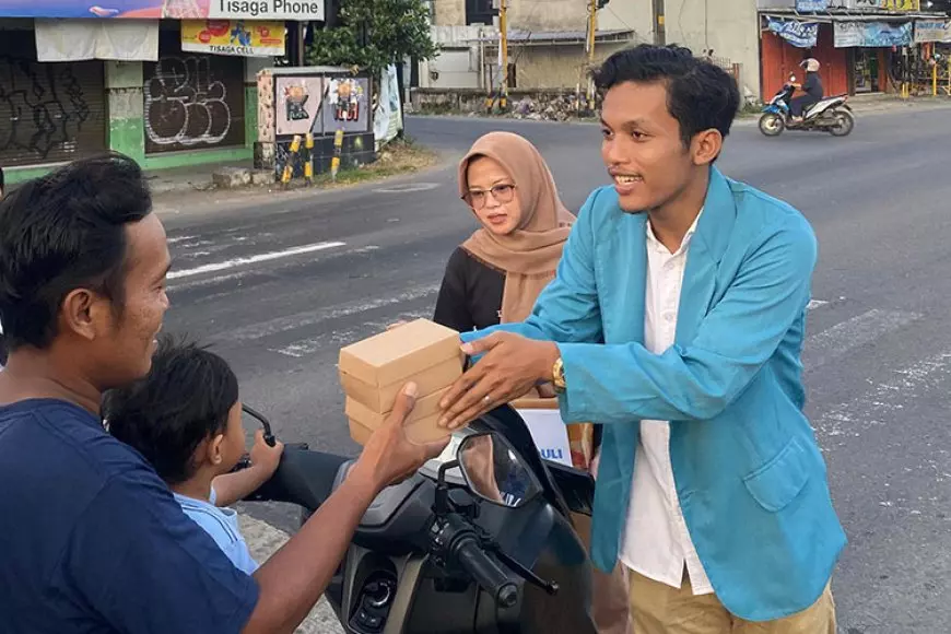 Gerakan Sosial Mahasiswa Alma Ata Peduli Banjir Demak