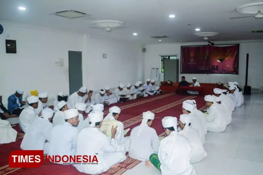 KSM Unisma Malang Wujudkan Generasi Berkarakter dan Kreatif di Ma’ahad Tahfiz Teh Samat, Kedah, Malaysia