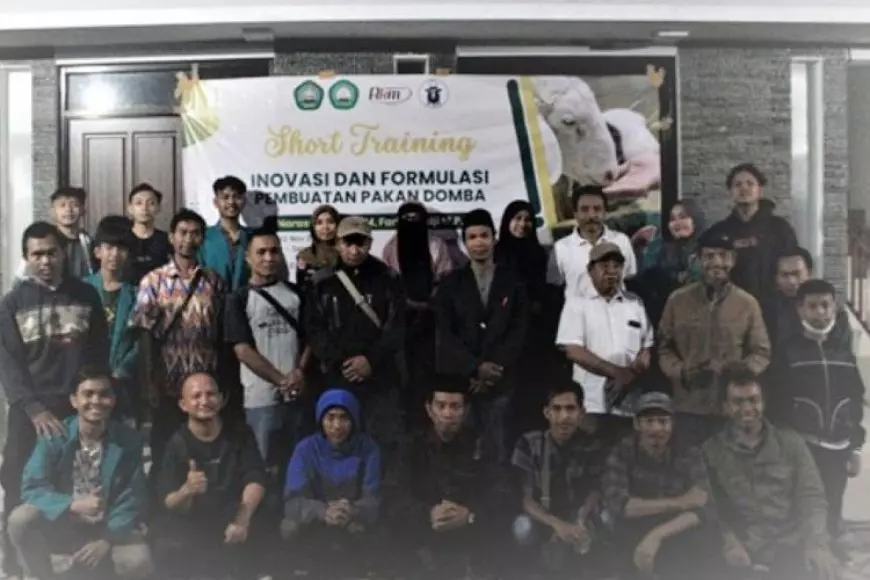 Short Training oleh Tim RKM Fapet Unisma Malang, Pelatihan Formulasi dan Pembuatan Pakan Domba