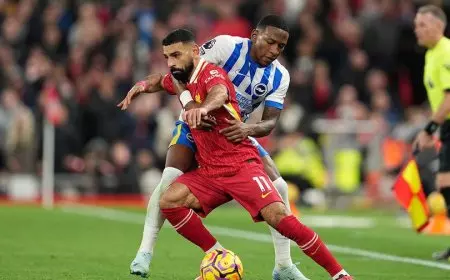 Liverpool Kalahkan Brighton 2-1 di Anfield, Manchester City Lengser dari Puncak Klasemen