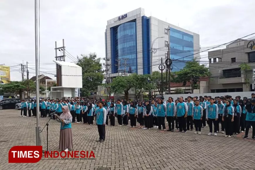 Mahasiswa UWG Malang Terjun Langsung Membantu Masyarakat Desa Melalui Program KPM