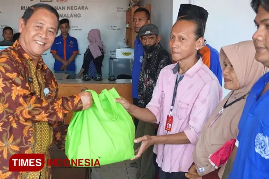 Rutan Pemalang Beri Bantuan Sosial kepada Keluarga Warga Binaan