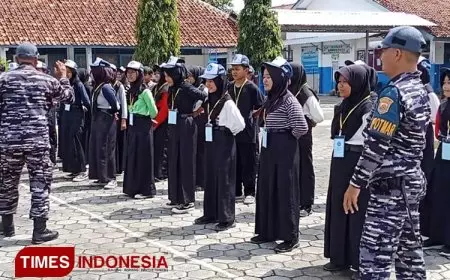 Tingkatkan Kedisplinan Siswa SMP Negeri 6 Pemalang, TNI POSAL Beri Pembekalan Kedisplinan