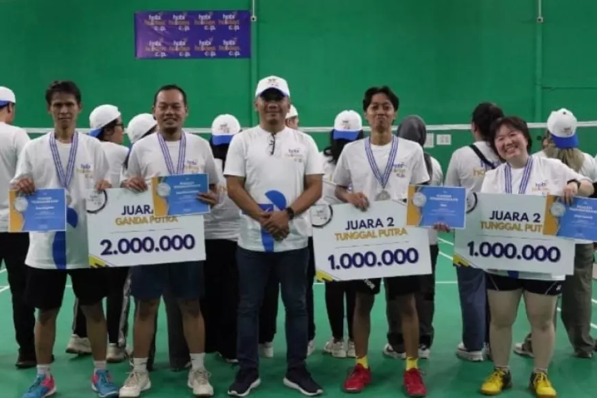 Turnamen Badminton Hobiholidays: Ajang Olahraga dan Silaturahmi bagi Tour Leader