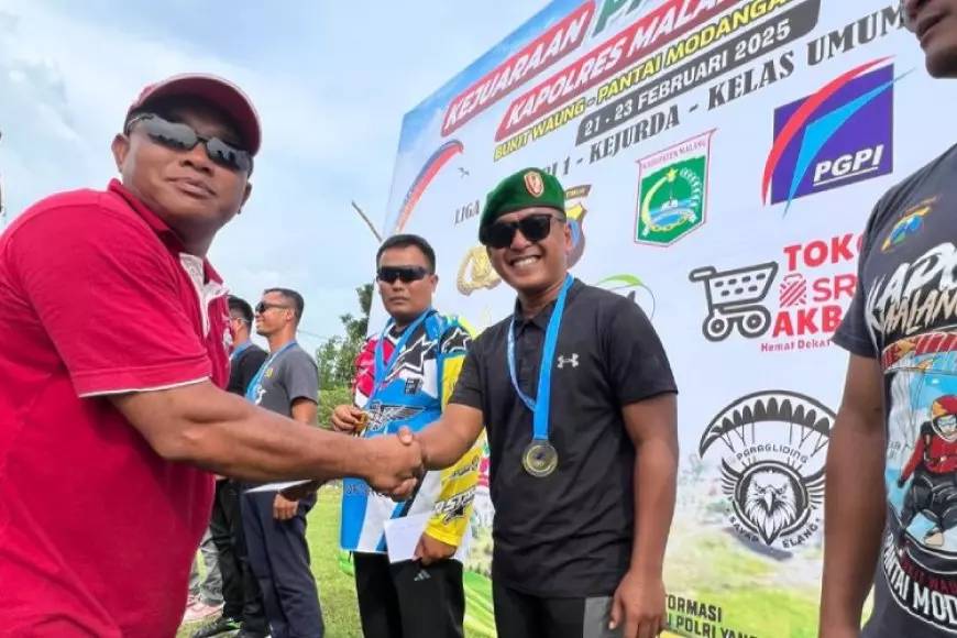 Dua Personel Kodim 0818 Malang&#45;Batu Juara Dua Paralayang Kapolres Malang Cup 2025