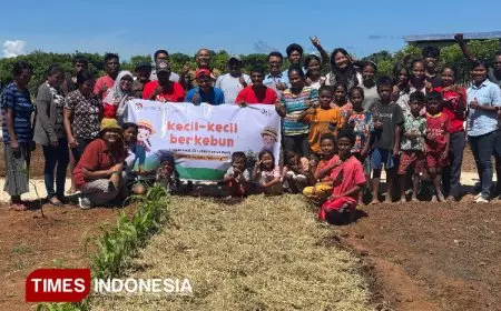 Anak-anak Desa Patawang Sumba Timur Ikut Belajar Menanam di Agrowisata Patawang