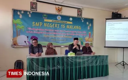 Dosen Unisma Malang Isi Kajian Ramadan di SMPN 15