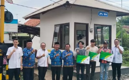 Dishub Beri Perlindungan BPJS Ketenagakerjaan Bagi Petugas Penjaga Perlintasan KA