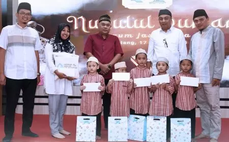 Peringati Nuzulul Qur'an, PJT I Bagikan Santunan Anak Yatim di Lima Wilayah Sungai