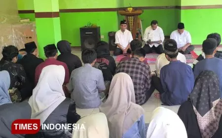 Salurkan Zakat untuk 30 Siswa, Cara SMKN 2 Nawangan Pacitan Aplikasikan Nilai Ramadan