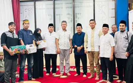 DPMPTSP Bontang Jalin Kebersamaan dengan Buka Bersama Dan Berbagi Keberkahan di Bulan Ramadan.