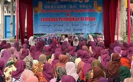 Yayasan Al-Ihsan Santuni Ratusan Janda dan Duafa Probolinggo