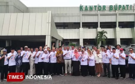 Tinjau 'Masjid Ramah Pemudik', Bupati Situbondo Dorong UMKM Situbondo Naik Kelas